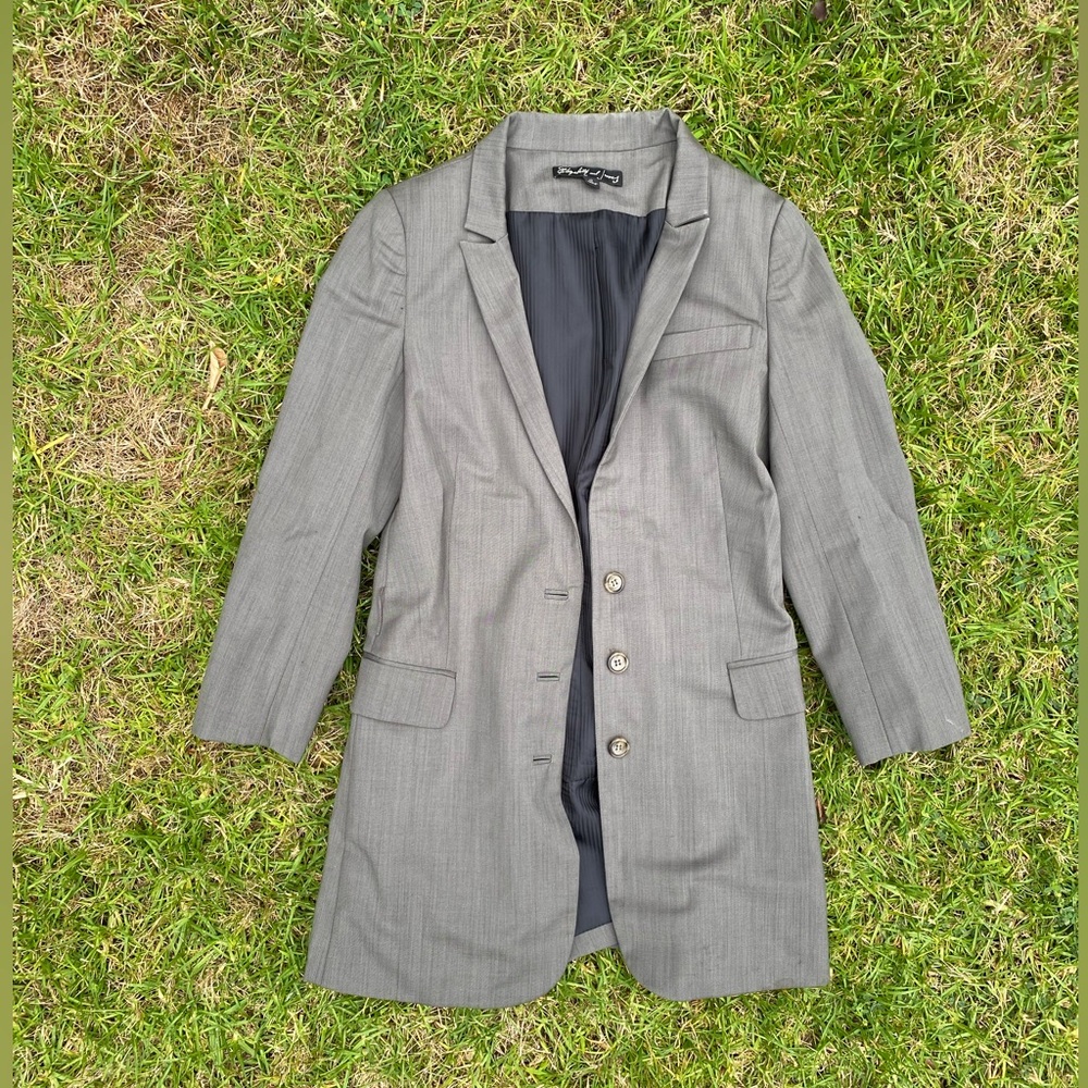 Elizabeth and James 3/4 sleeve gray blazer